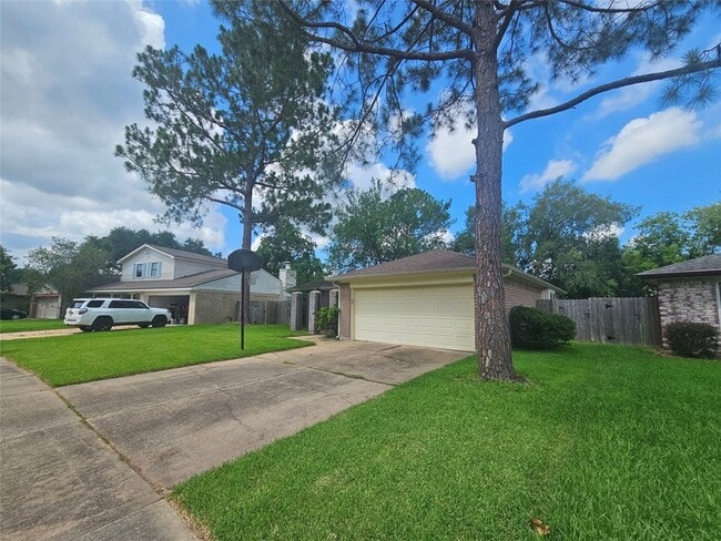 Photo - 3206 Pebble Lake Dr