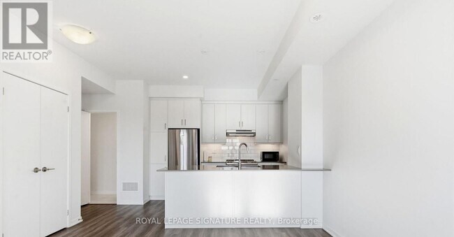 Photo - 150 Honeycrisp Cres