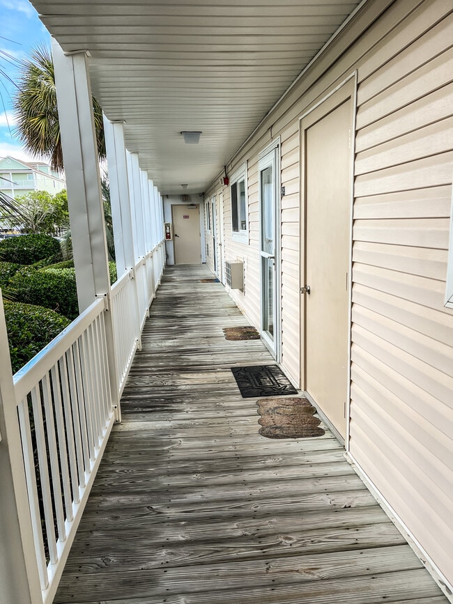Photo - 1919 Spring St Unidad Blue Palms at the Beach