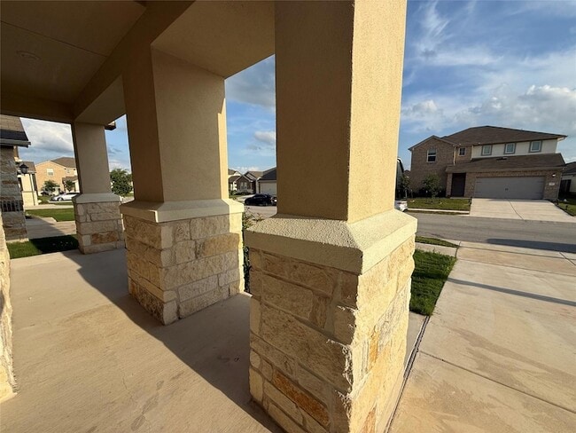 Photo - 104 Osier Pass