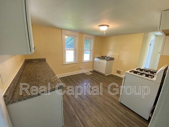 Photo - 125 Edison Ave Unit Carriage house
