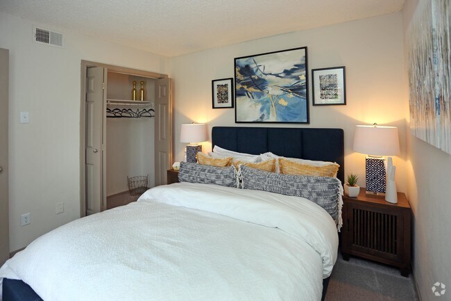 2Bd/1Bath