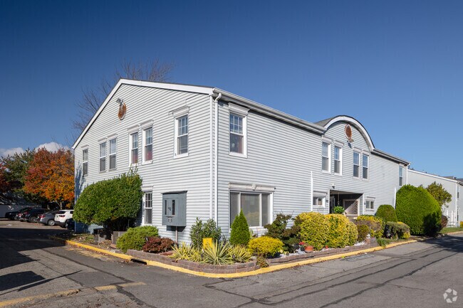 Photo - Heron Pond Condominium