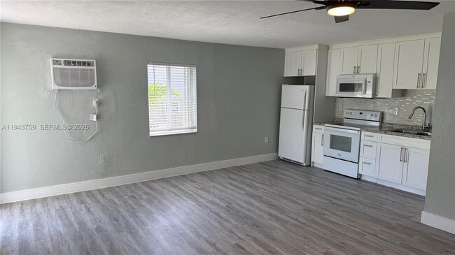 Photo - 220 NW 12th St Unit 1