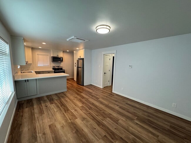 Photo - NICE UNIT WITH 2 BED 1 BATH IN GREAT LOCATION IN AUBUN!