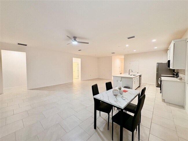 Photo - 1568 Sky Lks Dr