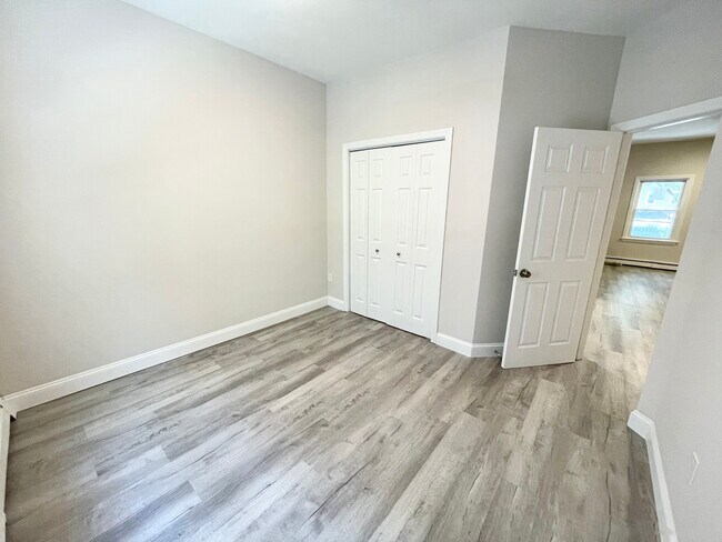 Photo - 174 Bolton St Unit 3