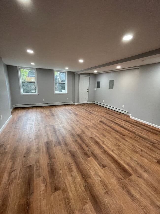 Photo - 156 South St Unit 1