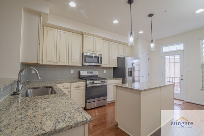 Photo - 1724 Lantern Mews