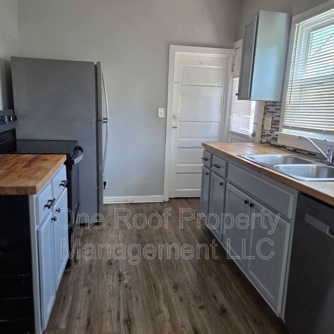 Photo - 447 N Lawndale Ave