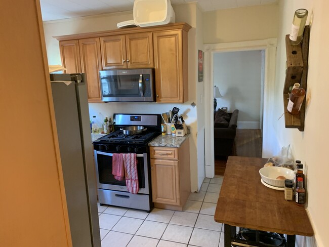 Building Photo - 1081 Broadway Unit #1 Rental