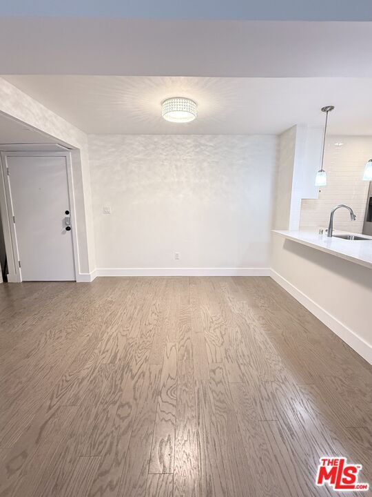 Photo - 5257 Radford Ave Unidad 106