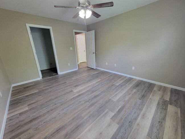 Photo - emi1075 Unit 1075