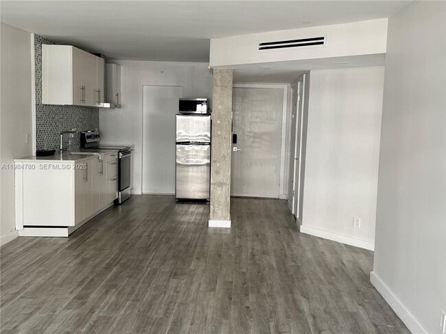 Photo - 1825 S Ocean Dr Unit 305