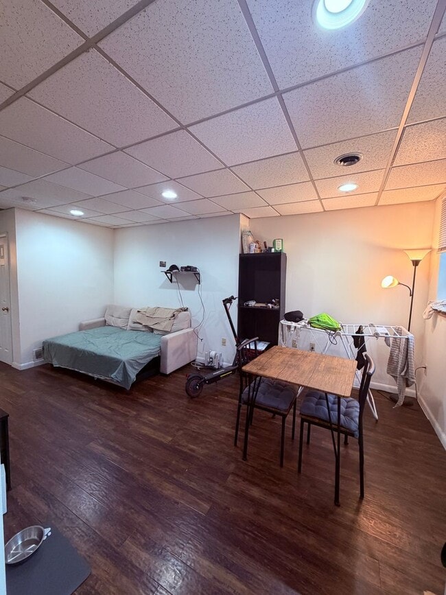 Photo - 1221 E Carson St Unit 1