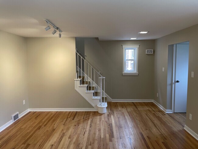Photo - 1332 Hawthorne St