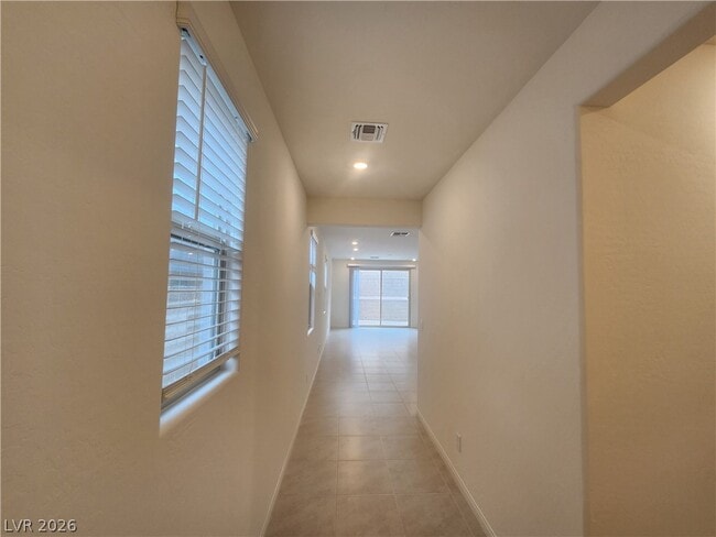 Photo - 1553 Crowned Eagle St