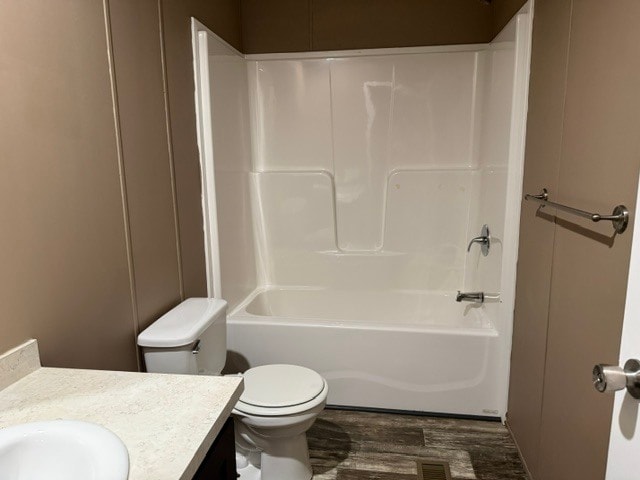 Photo - 2701 Huizenga St