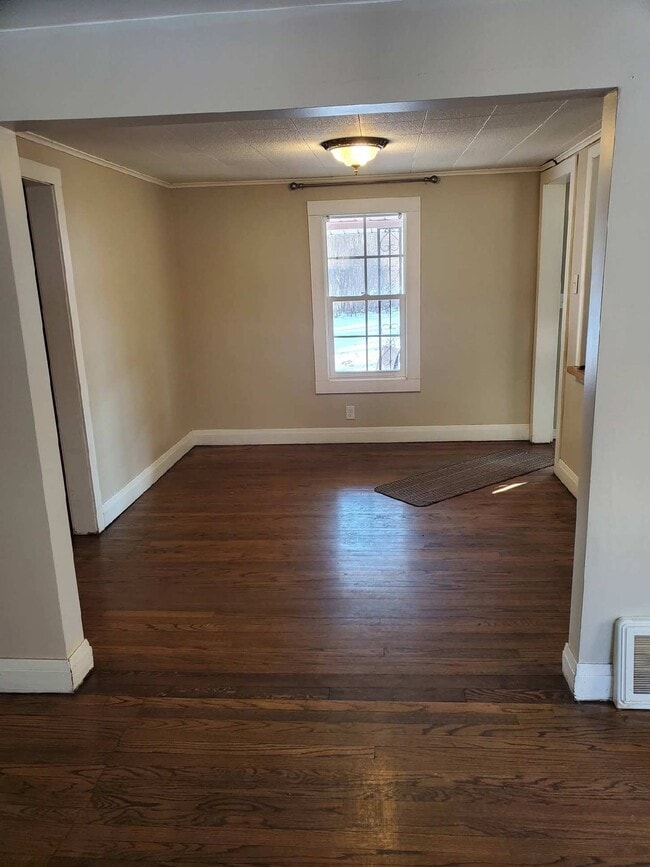 Photo - 5519 Evergreen Ave