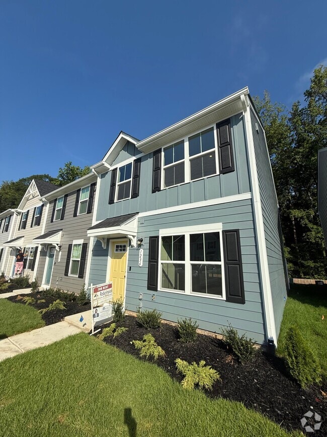Building Photo - 1236 Canterbury Rdg Rd Rental