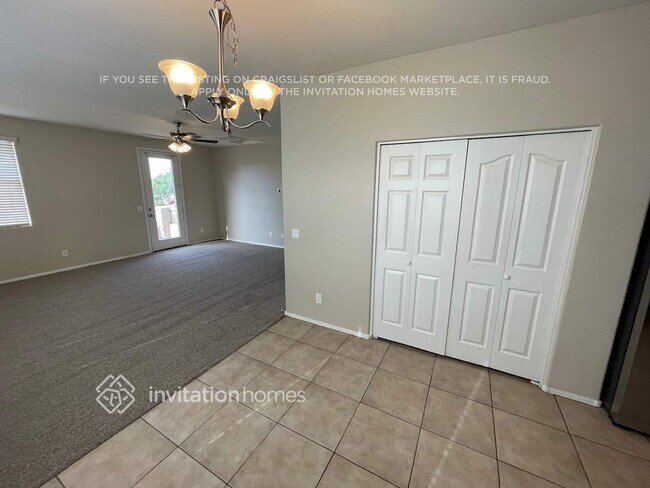116 N 66th Ln