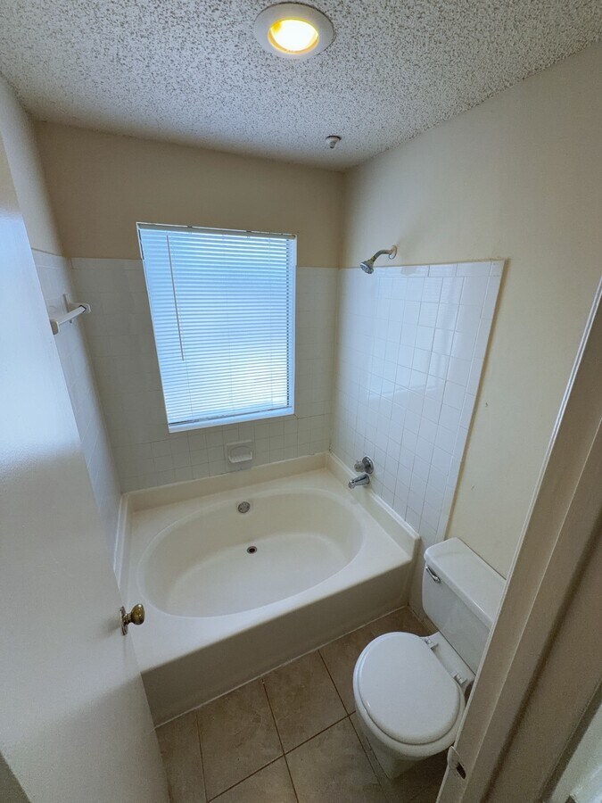 Photo - 7900 Bissonnet St Unit D1