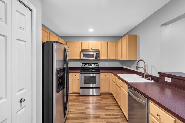 Photo - 2934 Signature Blvd