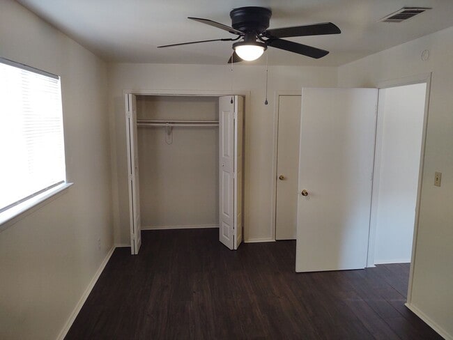 Photo - 1644 Post Rd Unit #3