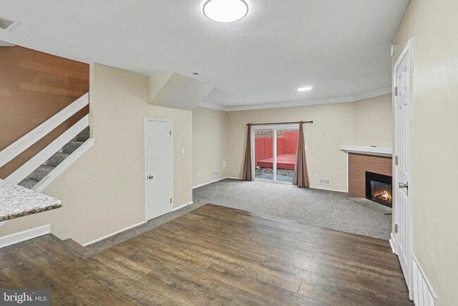 Photo - 1280 Fox Run