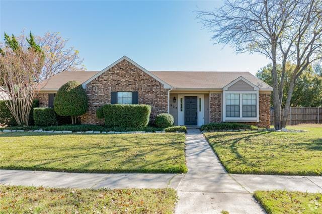 Building Photo - 927 Redcedar Way Dr Rental