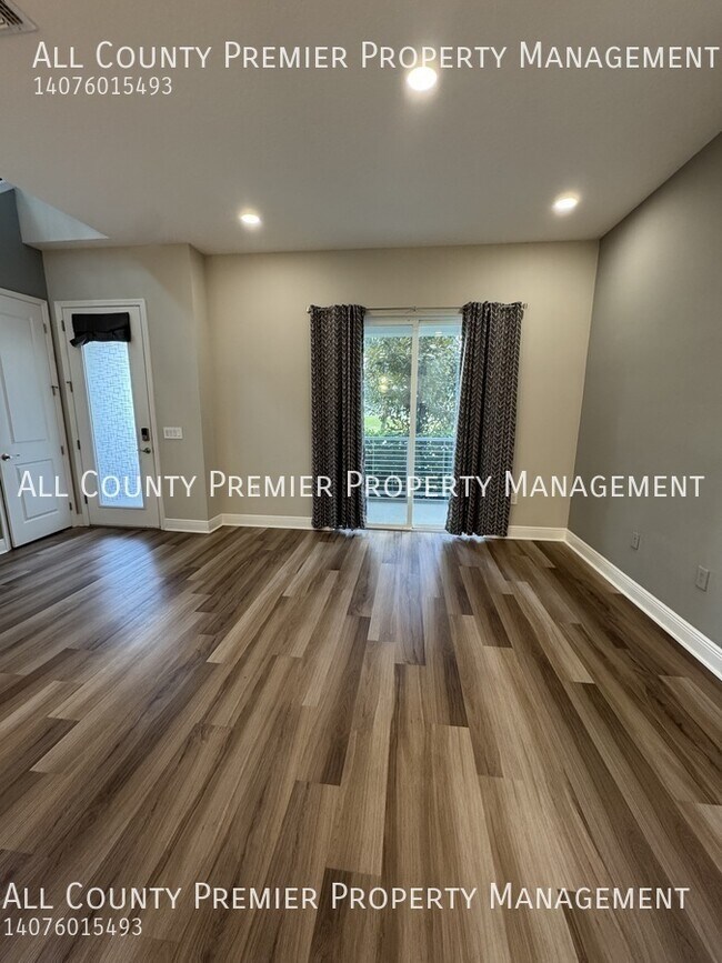 Photo - 10235 Austrina Oak Lp