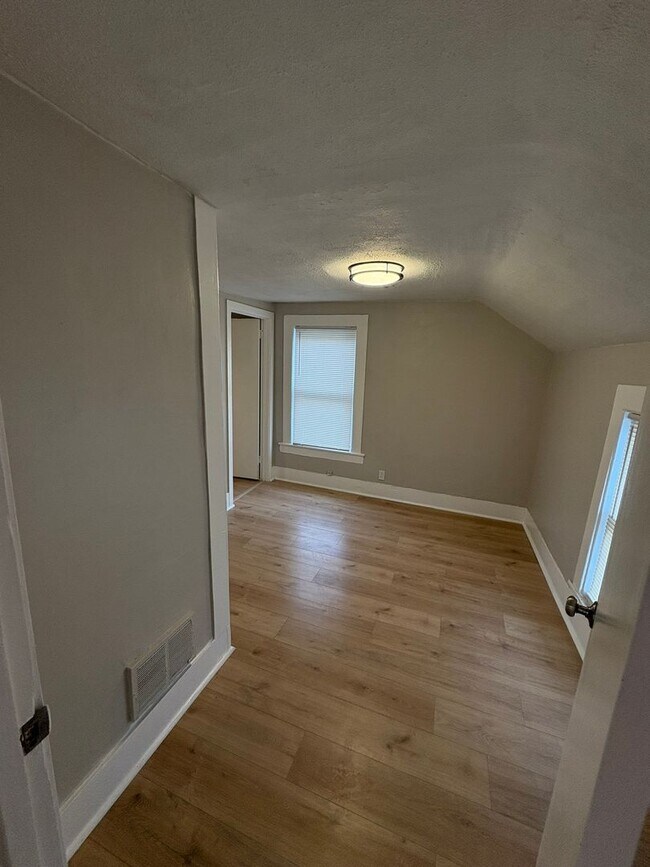 Photo - 145 Hamilton Ave Unit 145 Hamilton Ave, Apt. 2
