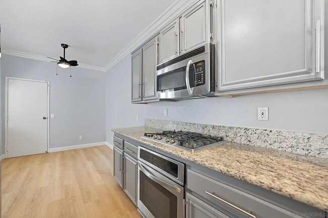 Photo - 413 Sanibelle Cir