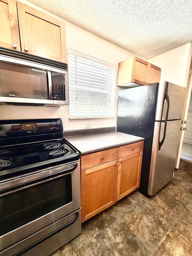 Photo - 2500 Winding Creek Blvd