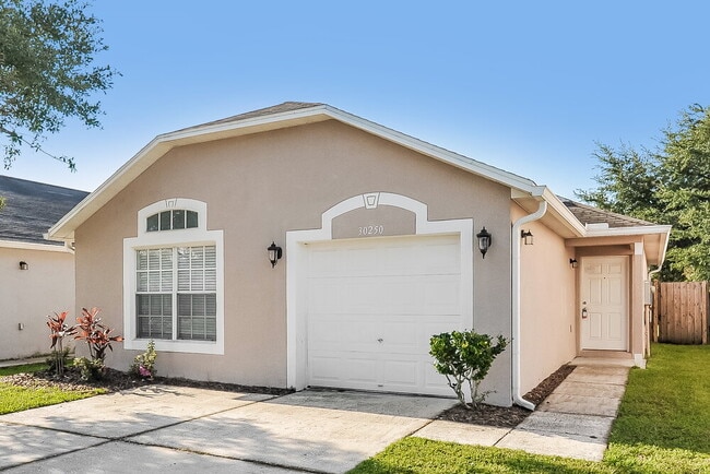 Building Photo - 30250 Rattana Ct