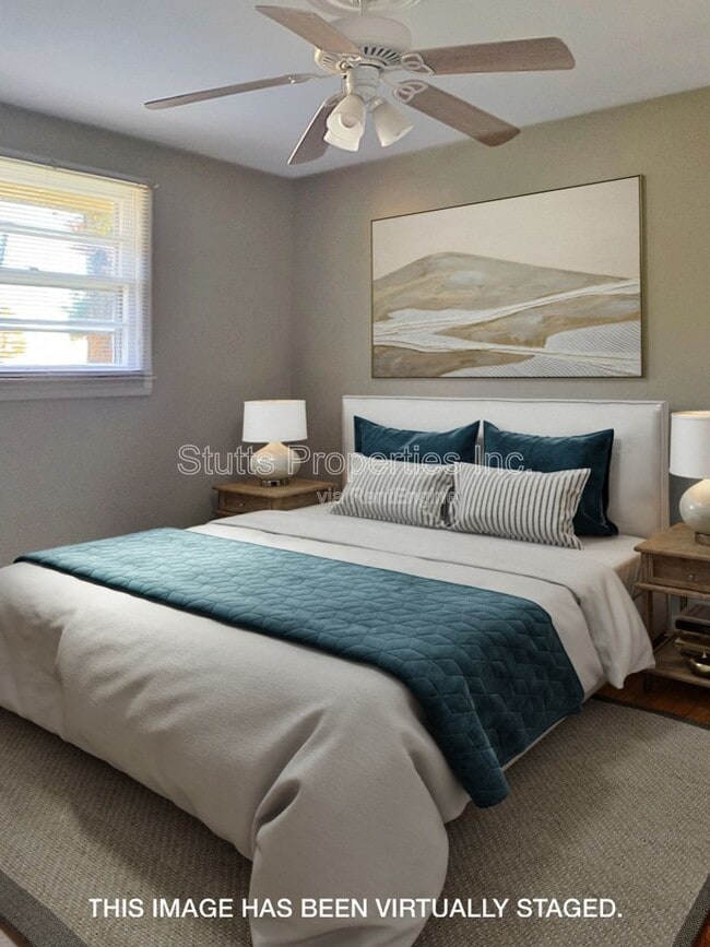 Photo - 106 Hackett Ct