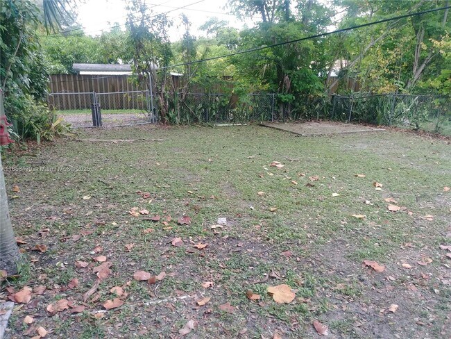 Photo - 1541 NE 131st Ln Unidad 1541