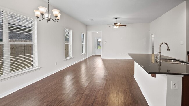 Photo - LSU Tigers—Your Off-Campus Spot is Here!