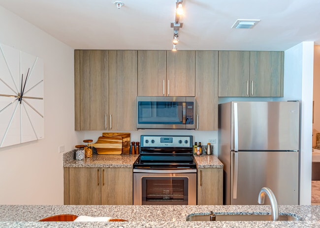 2 BDR / 2 BA - 986 Sq Ft - Columbus on Fifth Rental