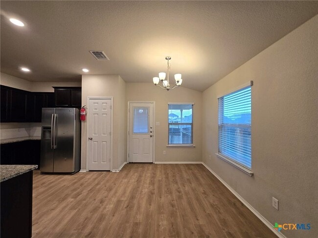 Photo - 2356 Pintail Loop