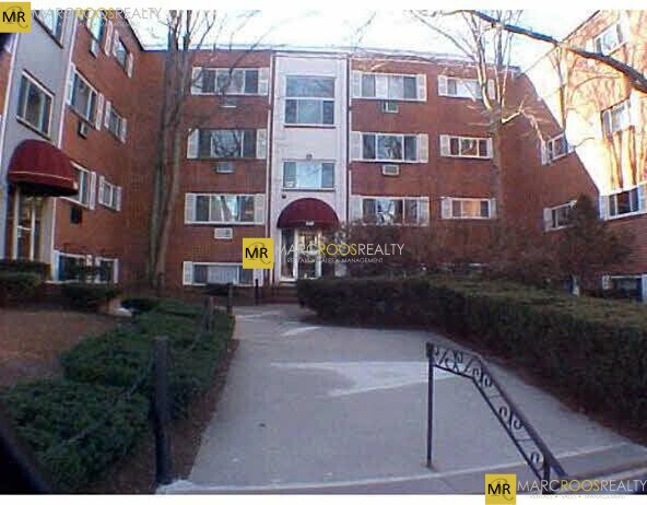 Photo - 245 Kelton St Unidad 23