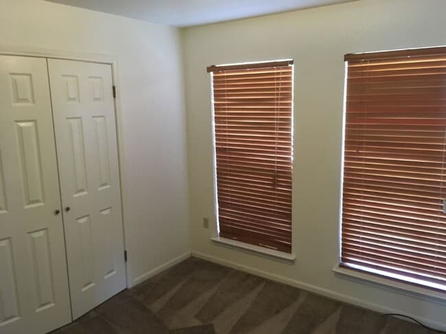 Photo - 3 BED / 2 Bath  AVAILABLE END OF JANUARY