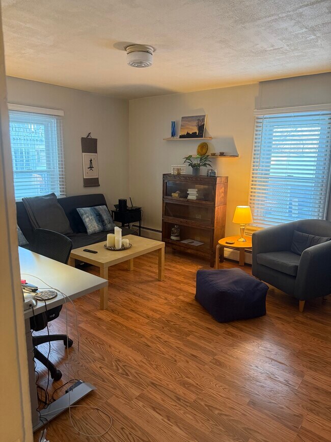 Photo - 51.5 Latham Ct