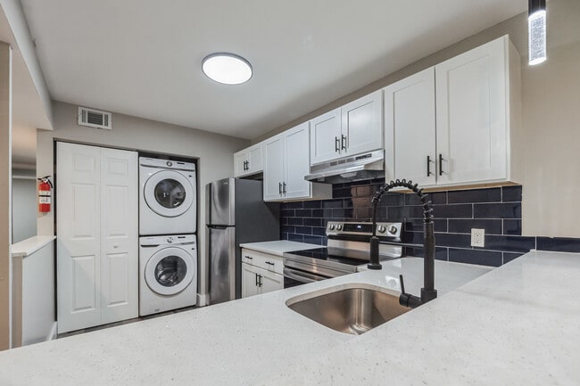 Photo - Abner Apartments