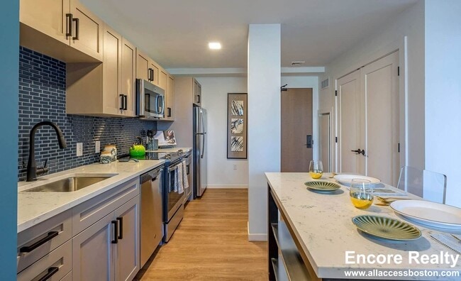 201 S Huntington Ave Unit 221-306