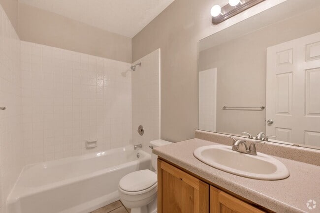Building Photo - Beautiful Pet Friendly 4 Bed, 3 Bath Farmi... Rental