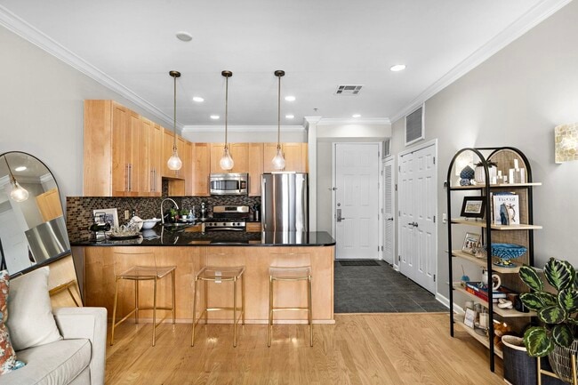Photo - 1200 Grand St Unit 423