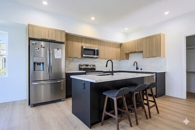 Photo - 1954 Purdue Ave Unit 1954