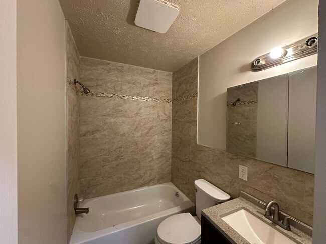 Photo - 3020 Northgate Ave Unidad 3020