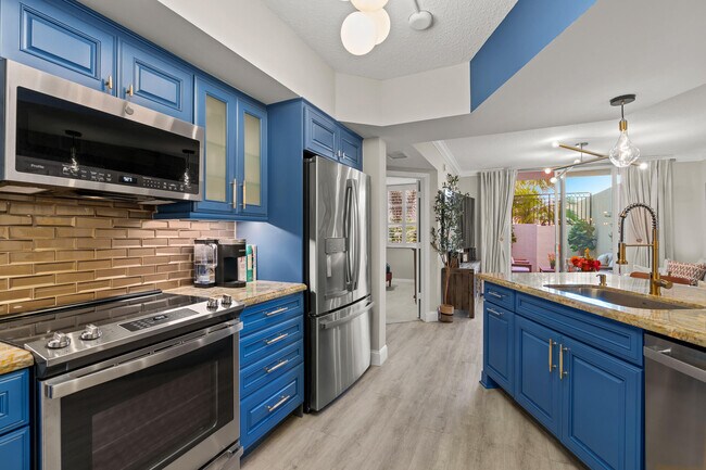 Photo - 600 S Dixie Hwy Unidad 544